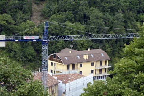 Terremoto: deputati Pd, sospendere contratti sviluppo Marche 